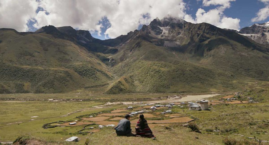 Lunana. Das Glück liegt im Himalaya Lunana. Das Glück liegt im Himalaya
