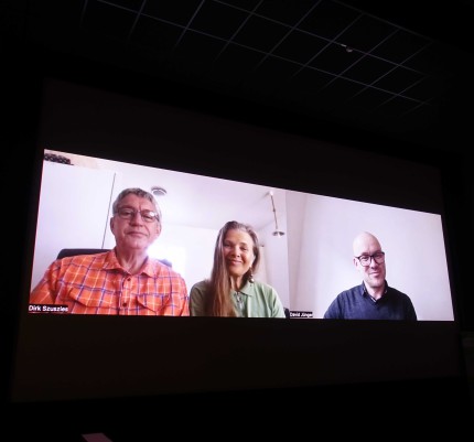 Karin Kaper und Dirk Szuszies im Gespräch mit Dr. David Jünger